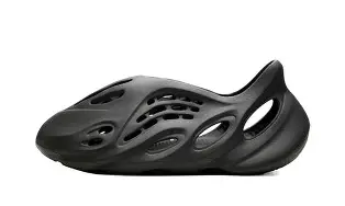 Yeezy Foam Runner Noir